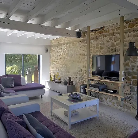 Comfortable Vacation Home In Gourdon Exterior photo