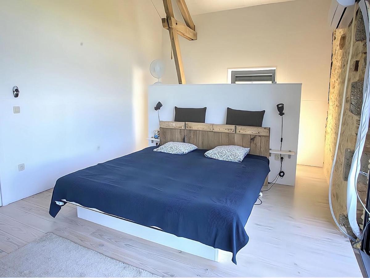 Comfortable Vacation In * Gourdon-en-quercy